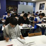 中学部の自習室、今年分の変わらぬ風景が戻ってきています。