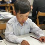 九九を知らなくても自分の持っている力で割り算を何とかしようと思考する小学２年生！