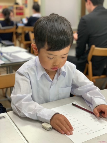 九九を知らなくても自分の持っている力で割り算を何とかしようと